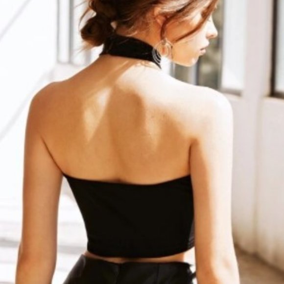 SOLD - black halter crop top size large - Picture 2 of 2